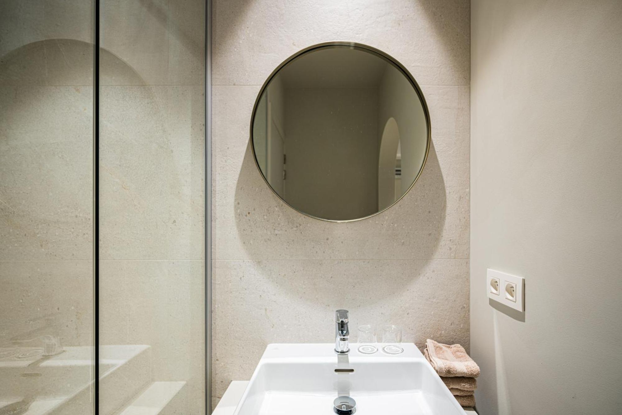 Istoire Boutique Bed & Breakfast บรูจส์ ภายนอก รูปภาพ